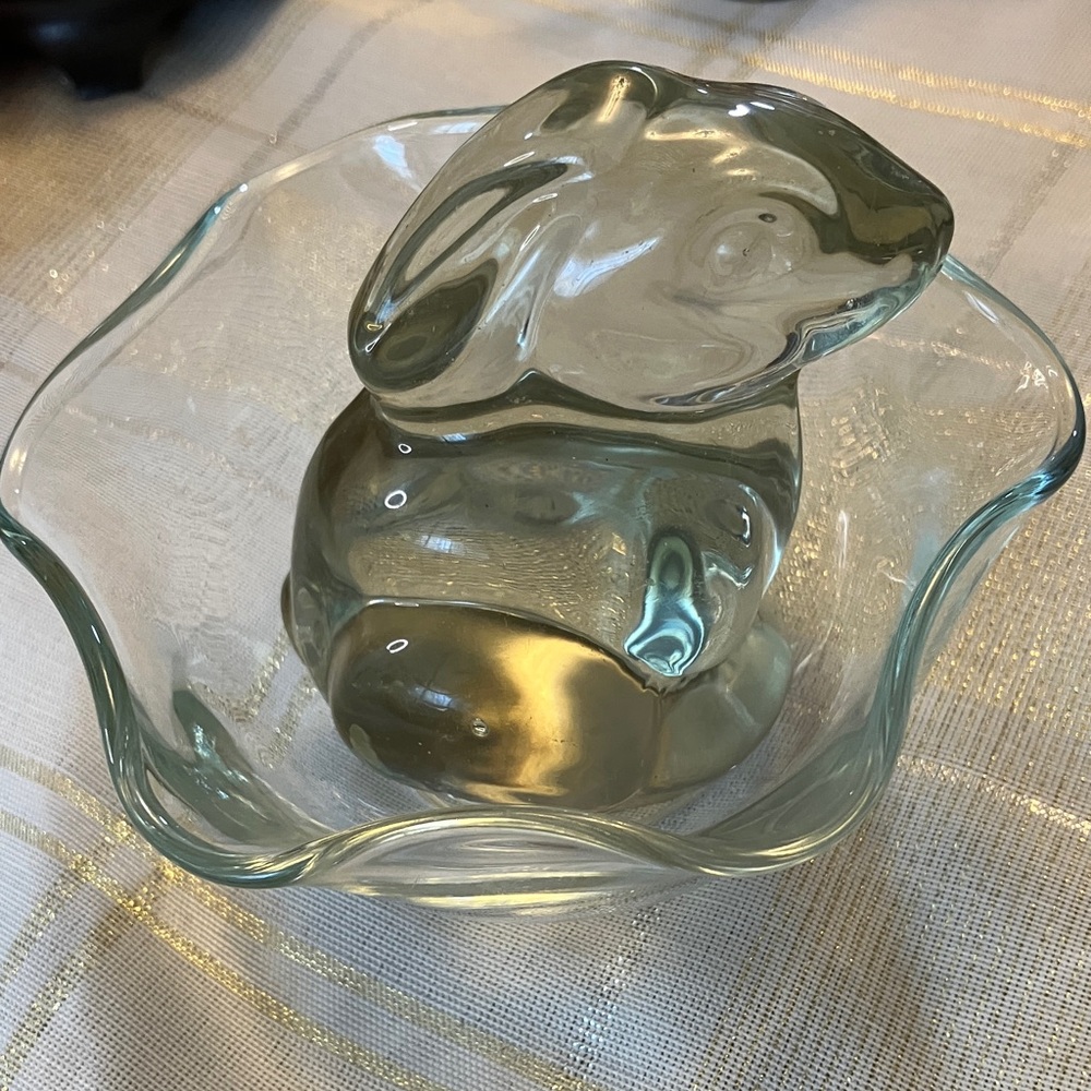 Vintage CLEAR GRAY SMOKEY  COLOR Glass Rabbit Figurine (BOWL NOT INCLUDED)